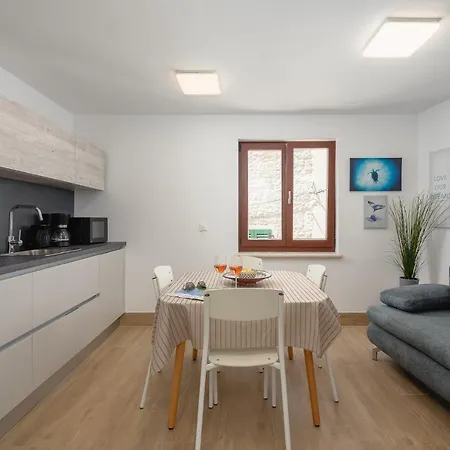 Casa Nova